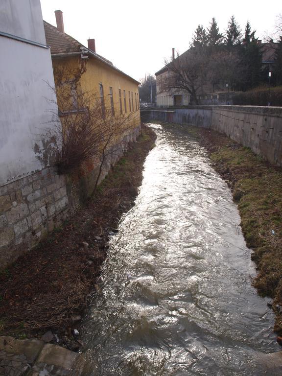 Evi Apartman Eger Exterior foto